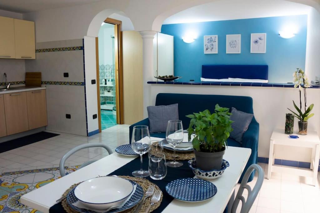 Peonia Blu Apartment Салерно Екстериор снимка